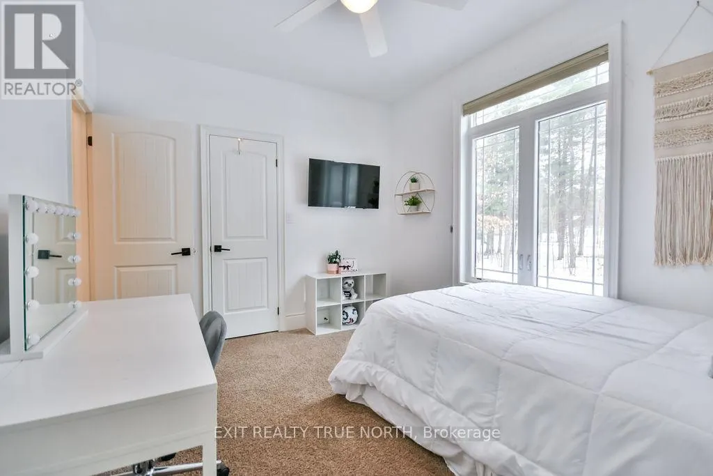 22 MARNI LANE