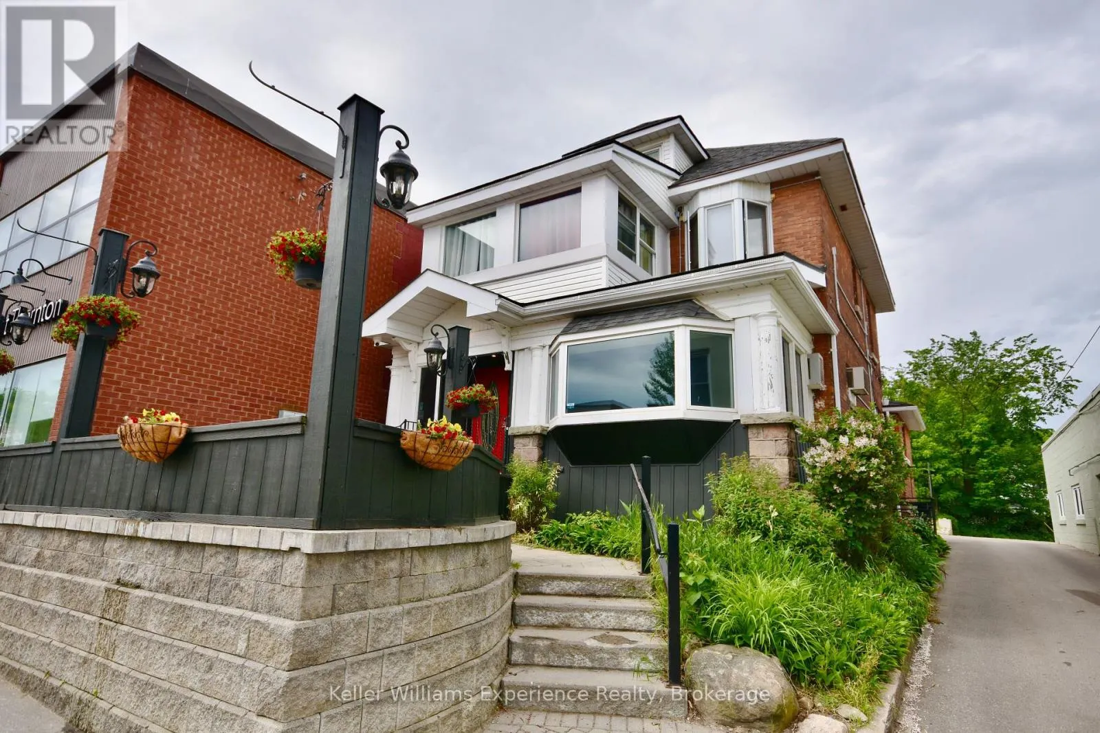 342 KING STREET