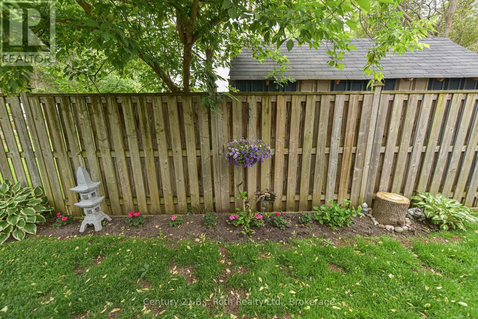 20 TAYLOR DRIVE