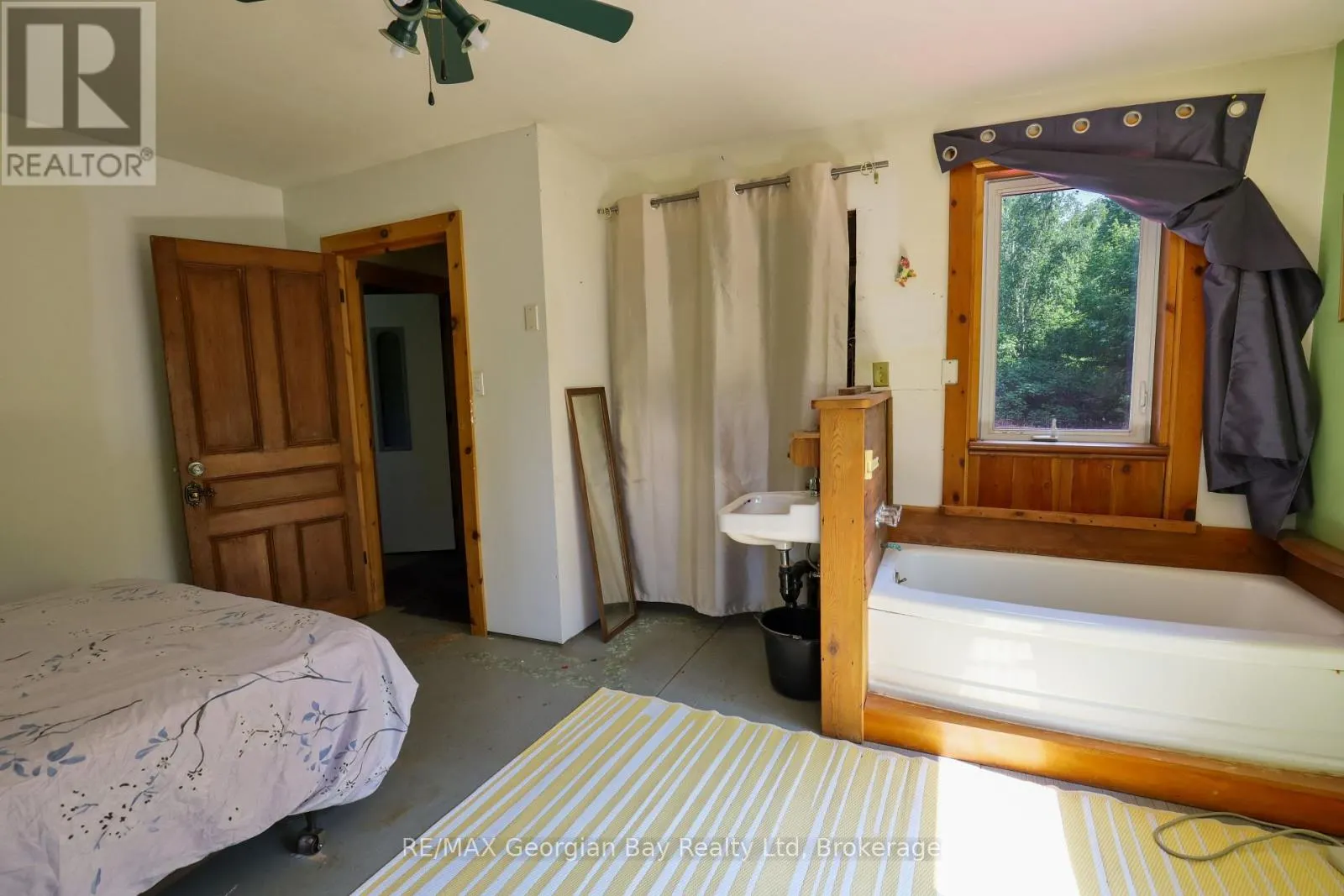 1445 CEDAR POINT ROAD