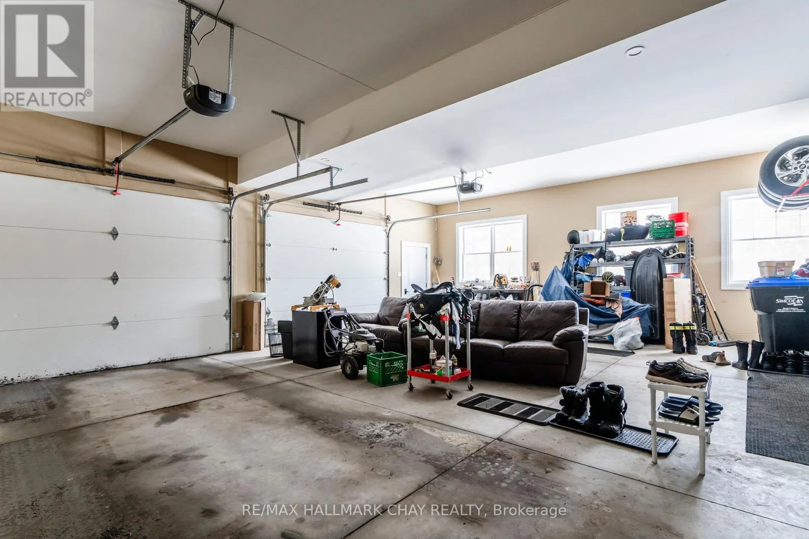 2091 DWYER ROAD