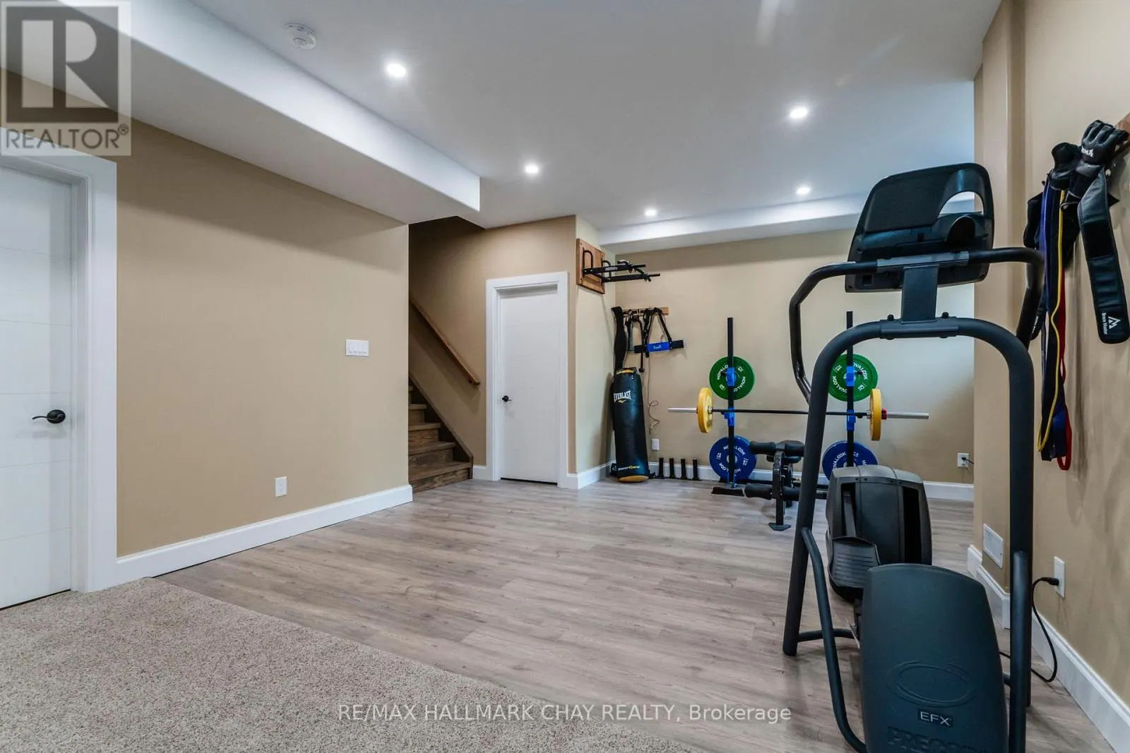 2091 DWYER ROAD