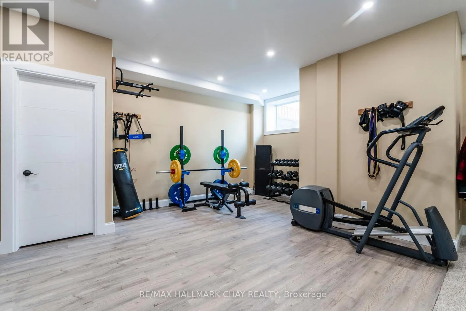 2091 DWYER ROAD