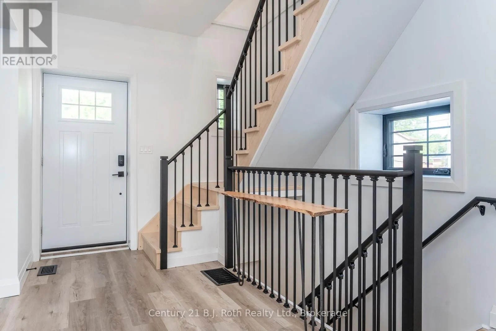 339 FIRST STREET W