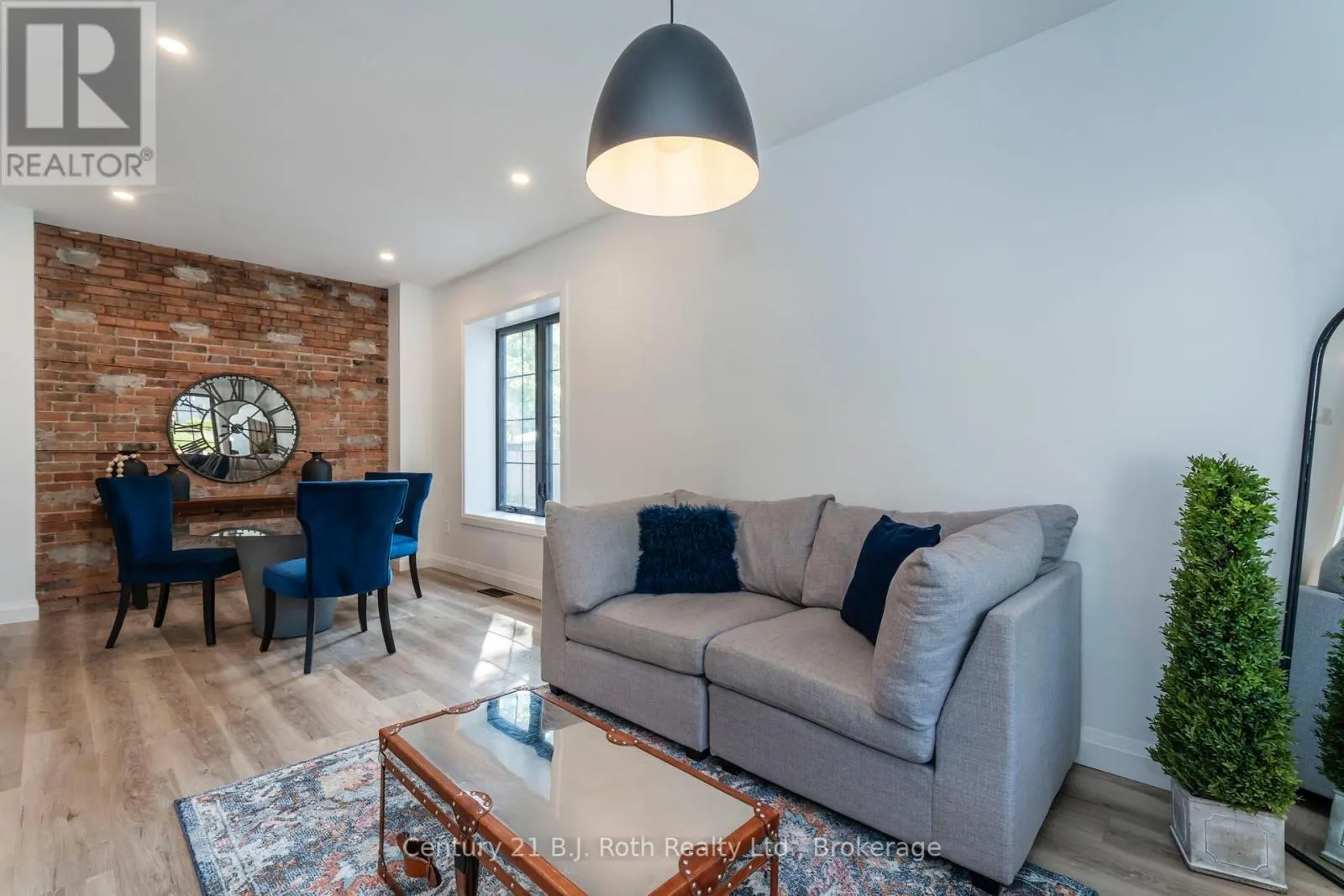 339 FIRST STREET W