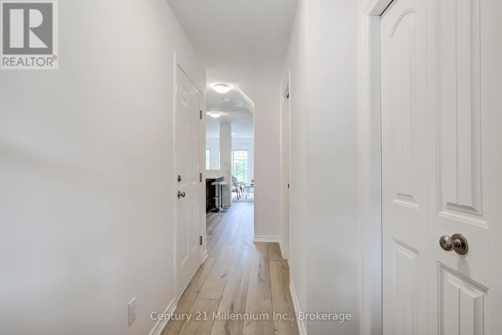 37 SILVER GLEN BOULEVARD