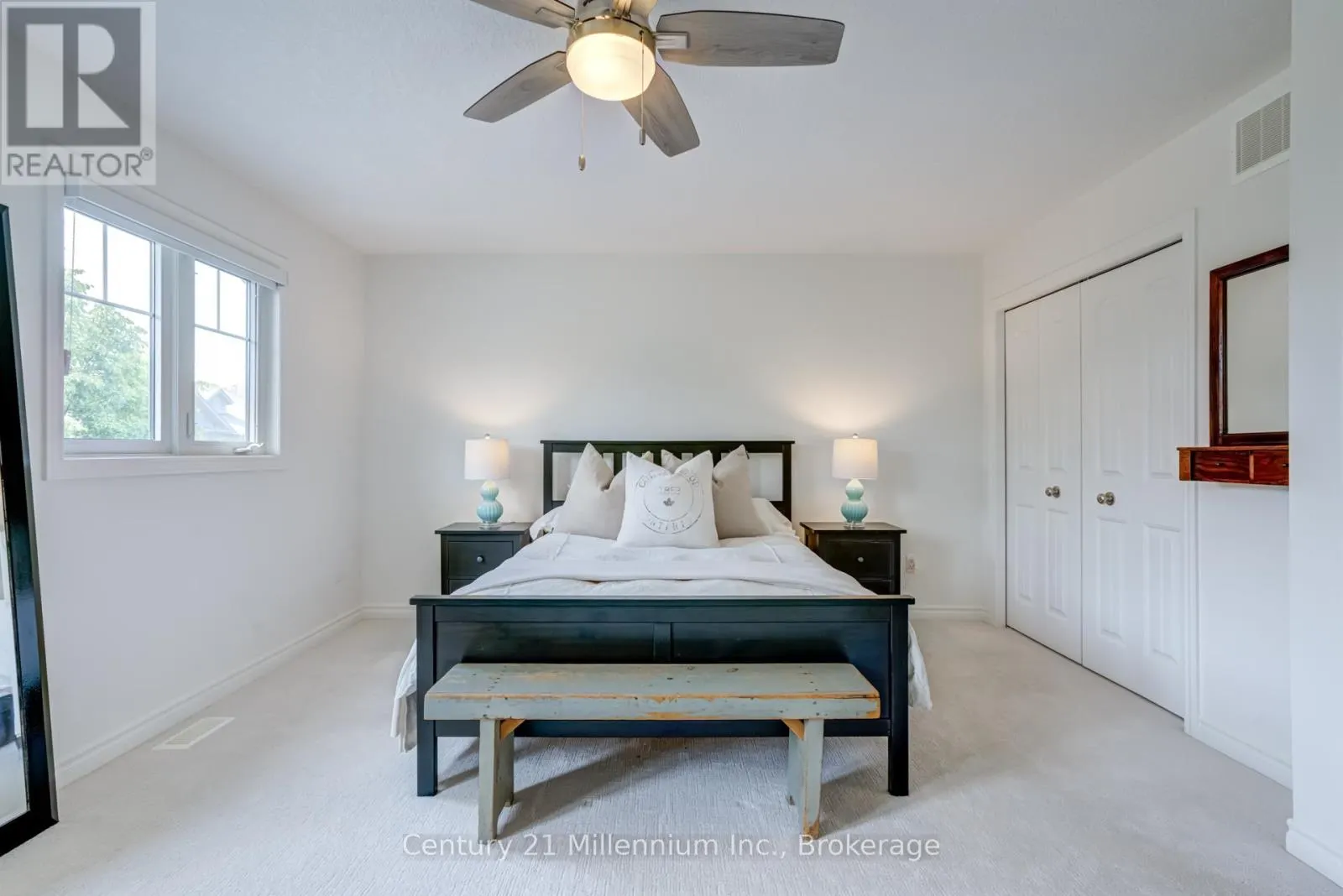 37 SILVER GLEN BOULEVARD
