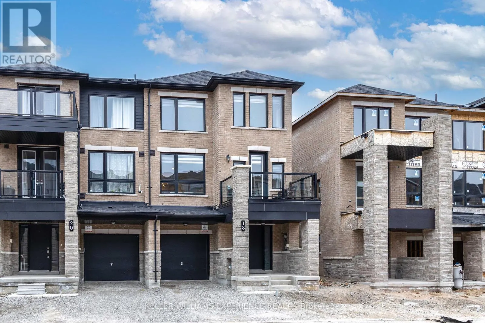 18 RED MAPLE LANE