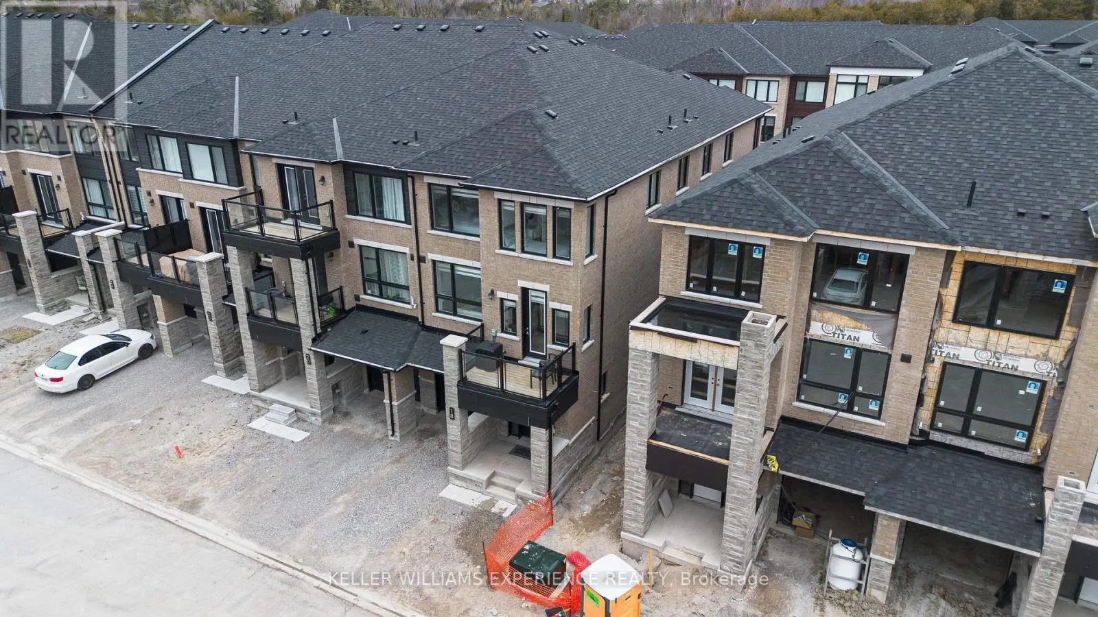 18 RED MAPLE LANE