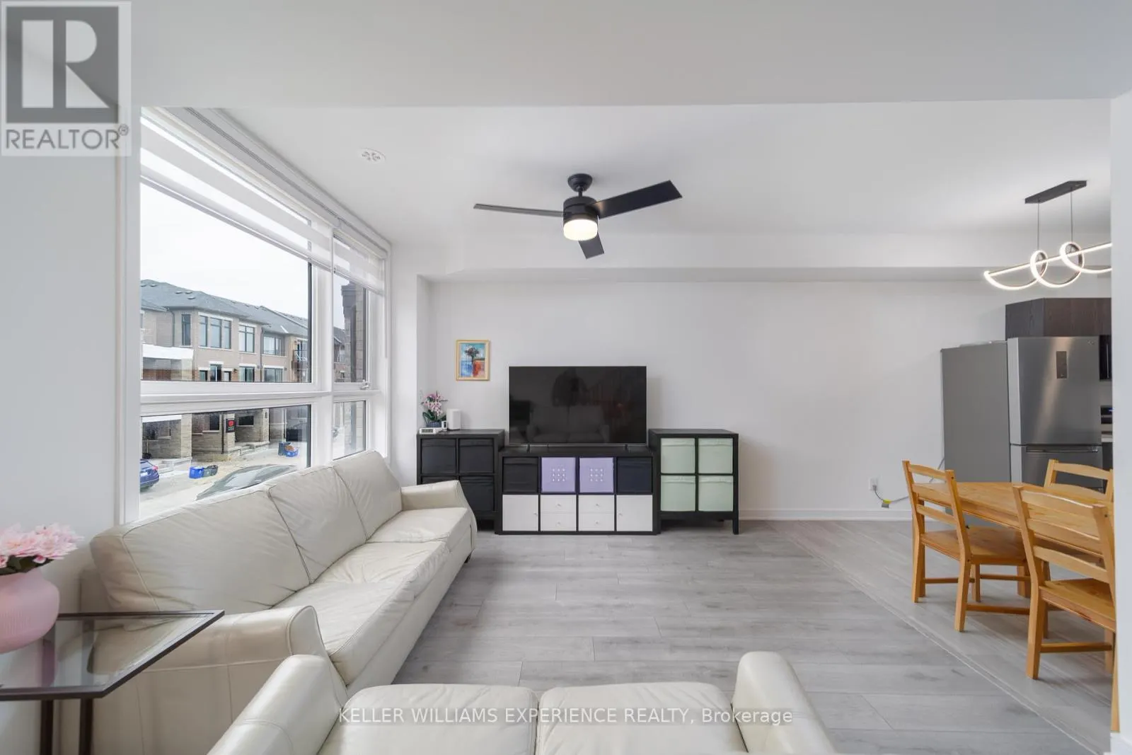 18 RED MAPLE LANE