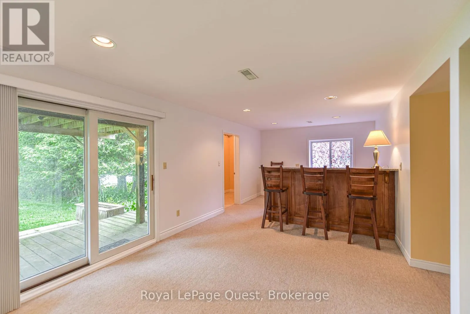 27 HEYDEN AVENUE