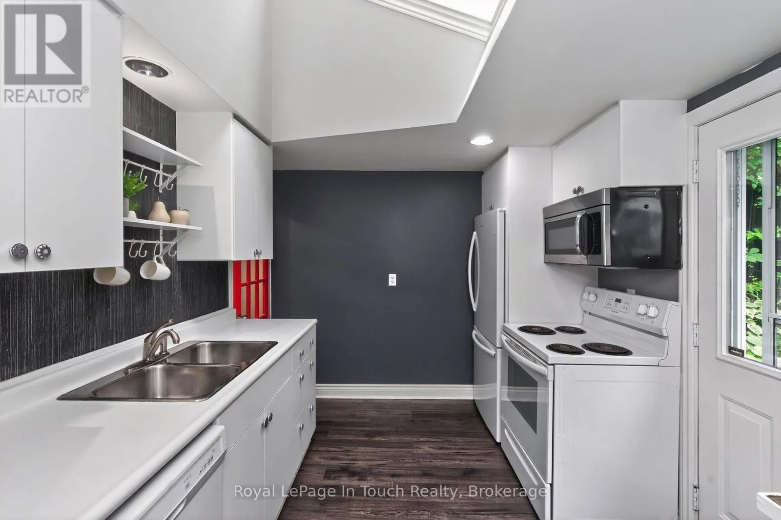 330 THIRD STREET