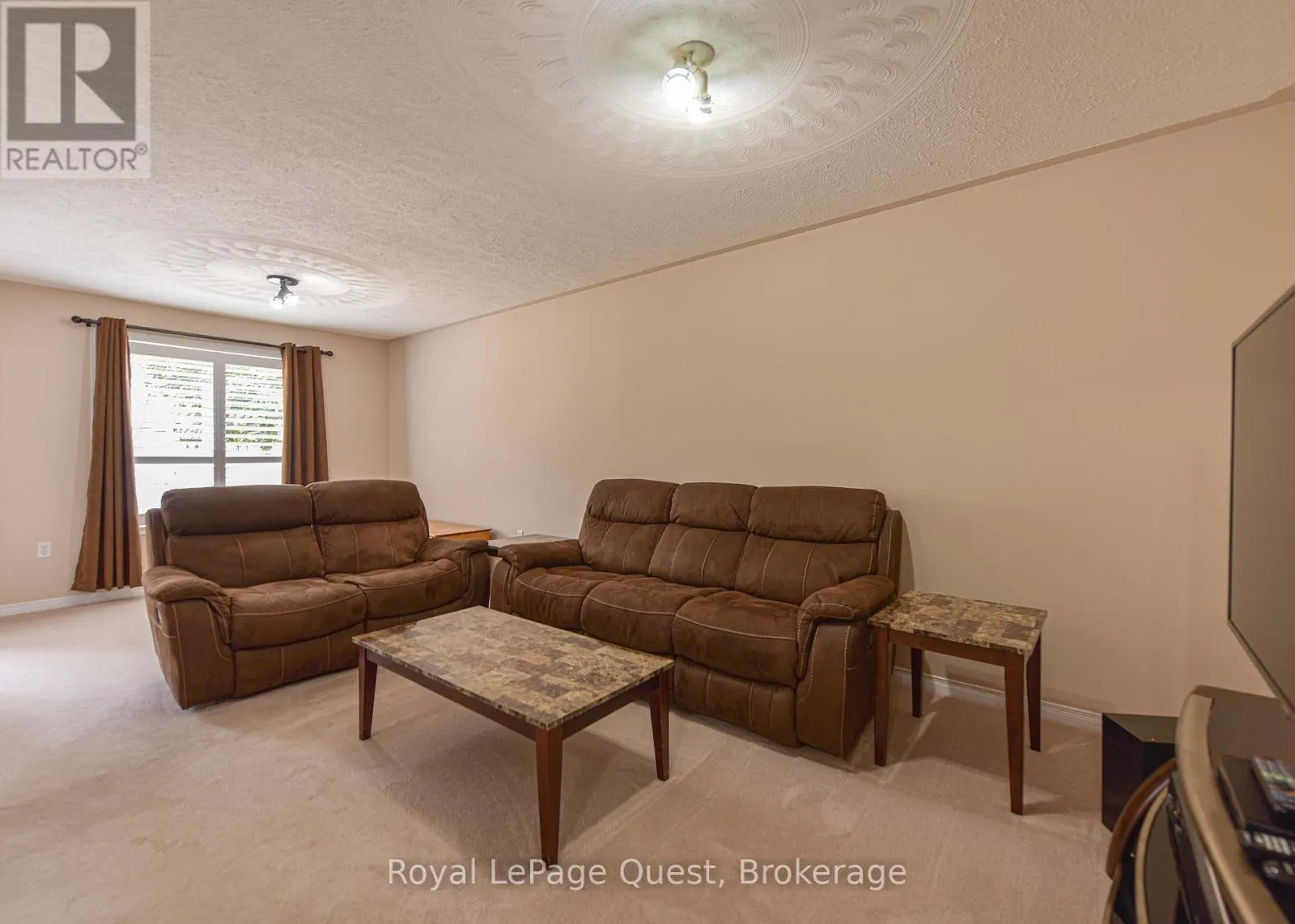 62 VANESSA DRIVE