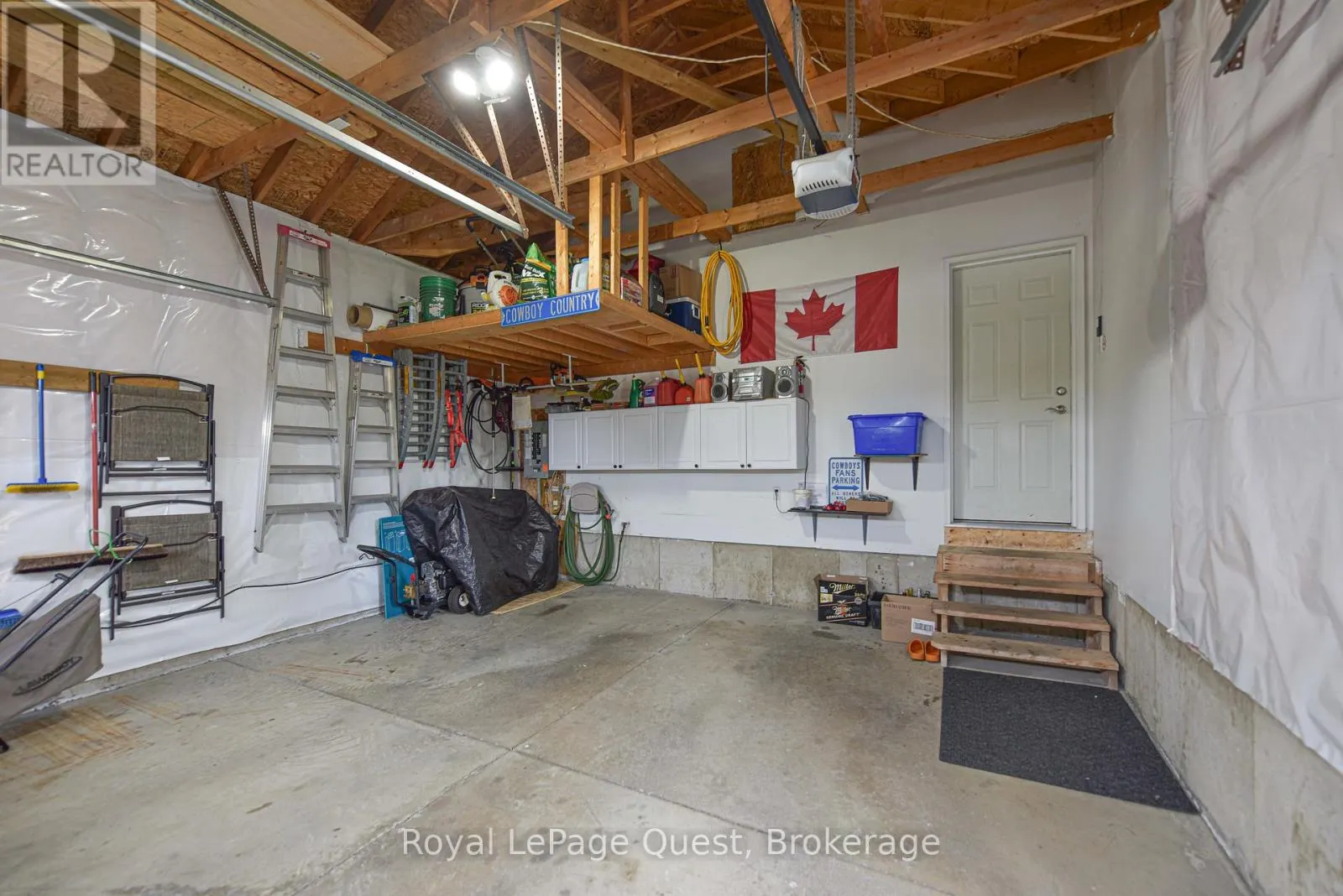 62 VANESSA DRIVE