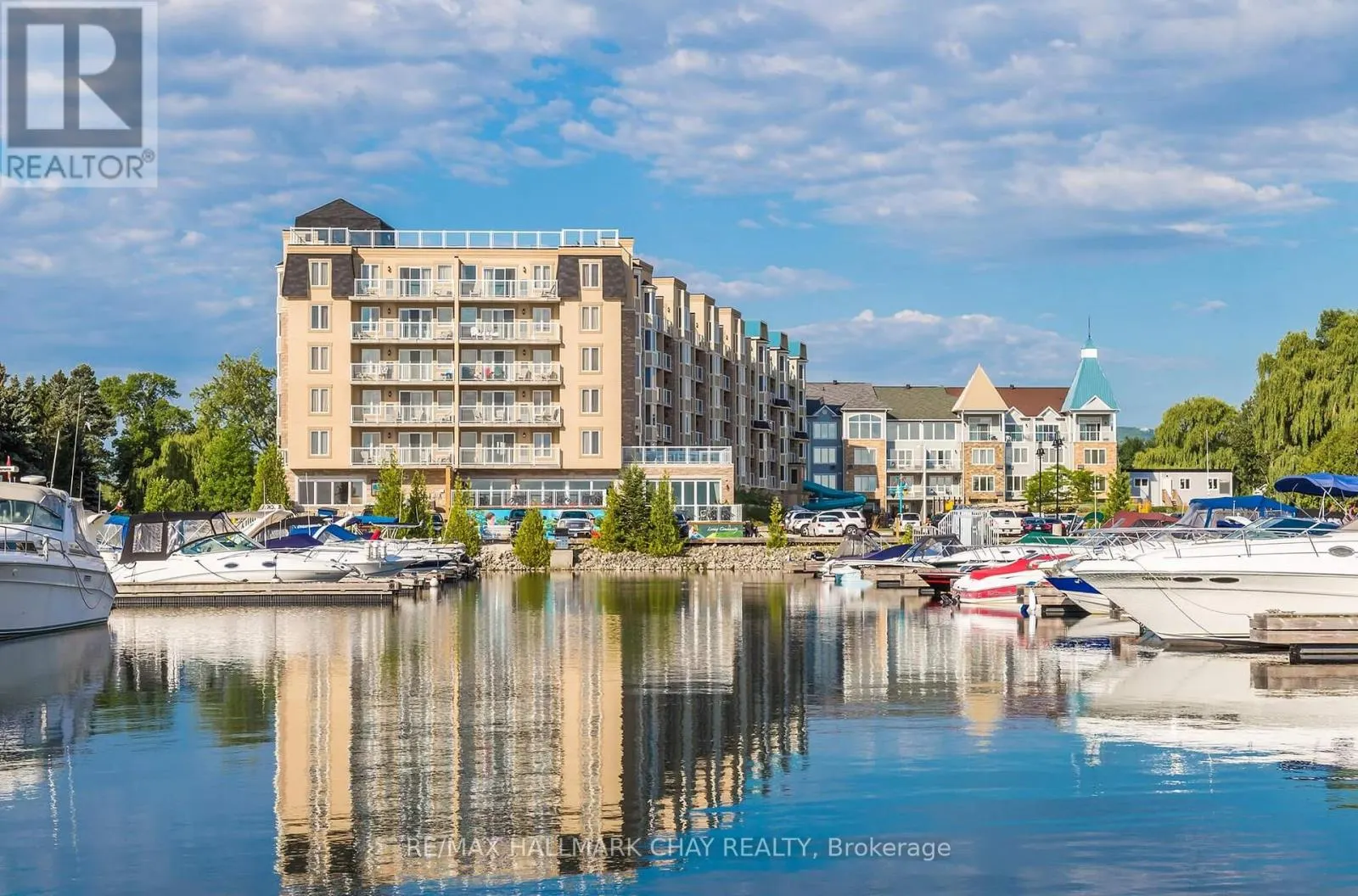4100/4102 - 9 HARBOUR STREET E