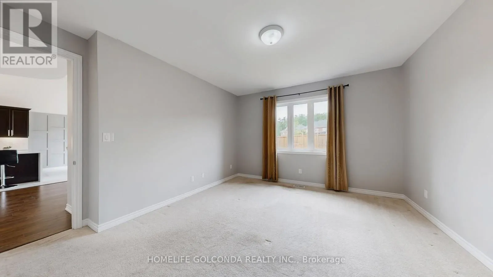 76 VICTORIA WOOD AVENUE