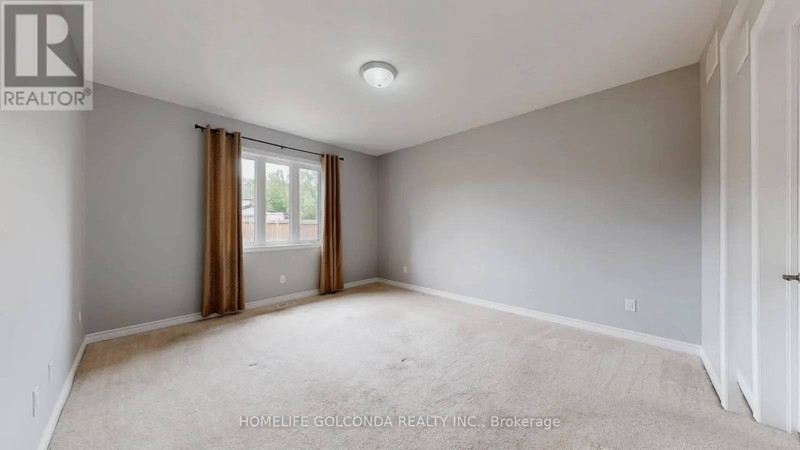 76 VICTORIA WOOD AVENUE