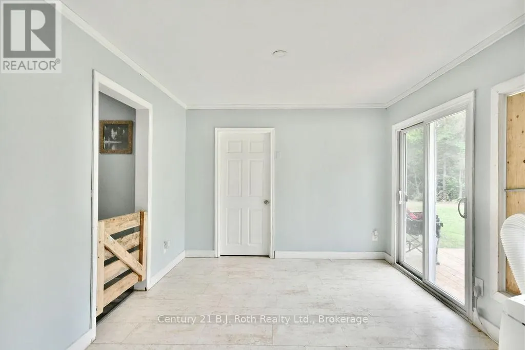 2286 FLOS TEN ROAD E