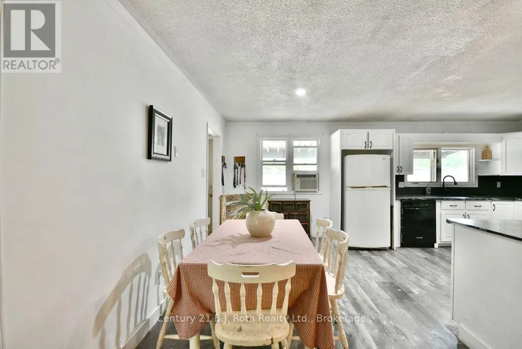 2286 FLOS TEN ROAD E