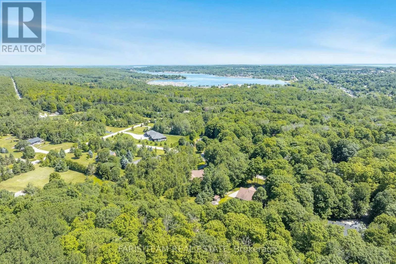 6 MEADOWBROOK BOULEVARD