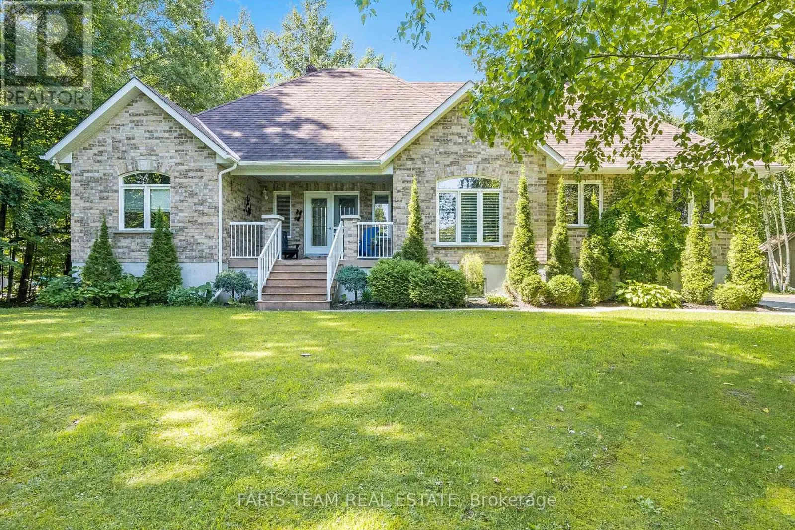 6 MEADOWBROOK BOULEVARD