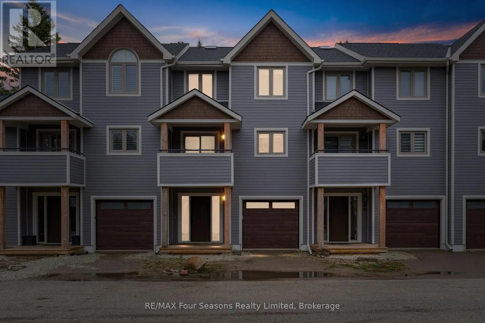 25 STARBOARD ROAD