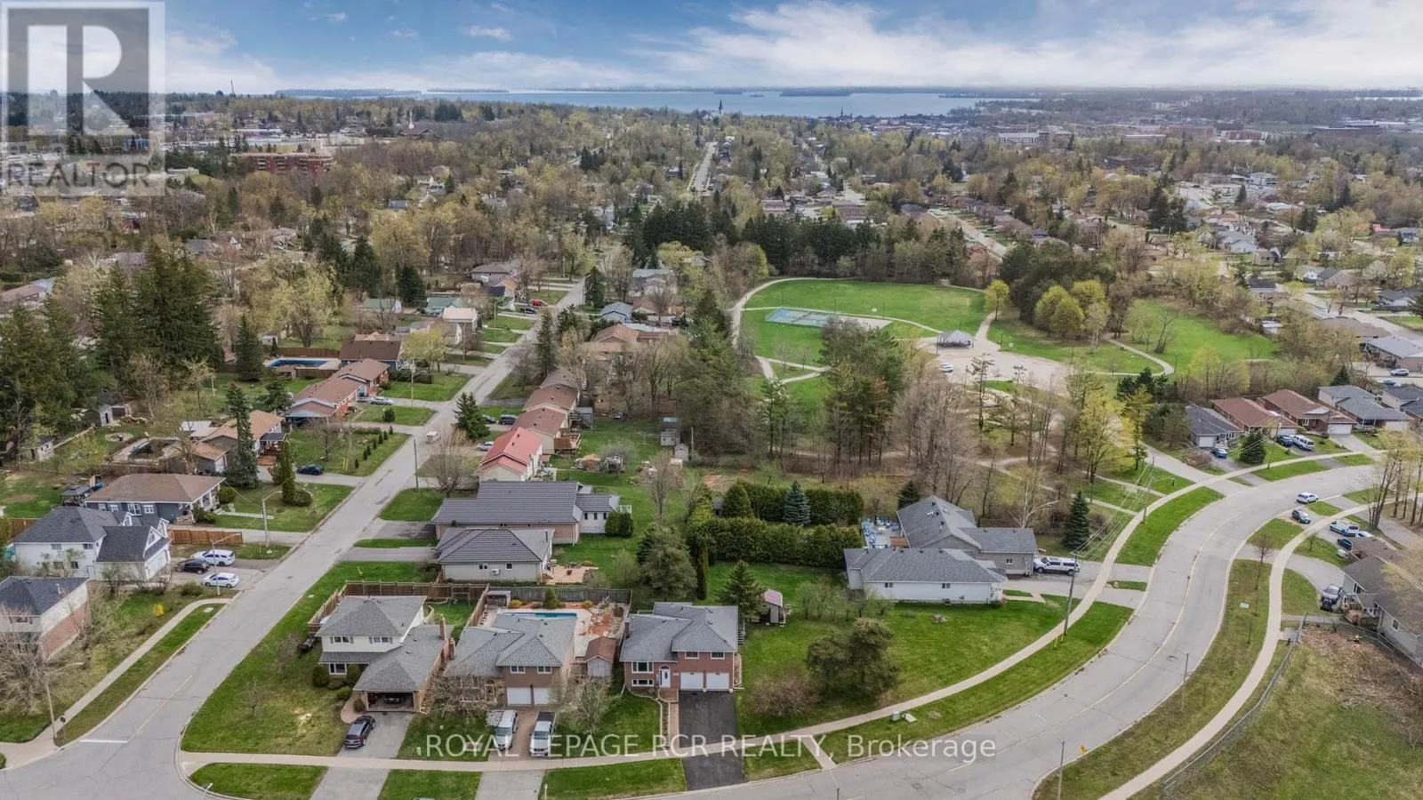 80 WOODSIDE DRIVE