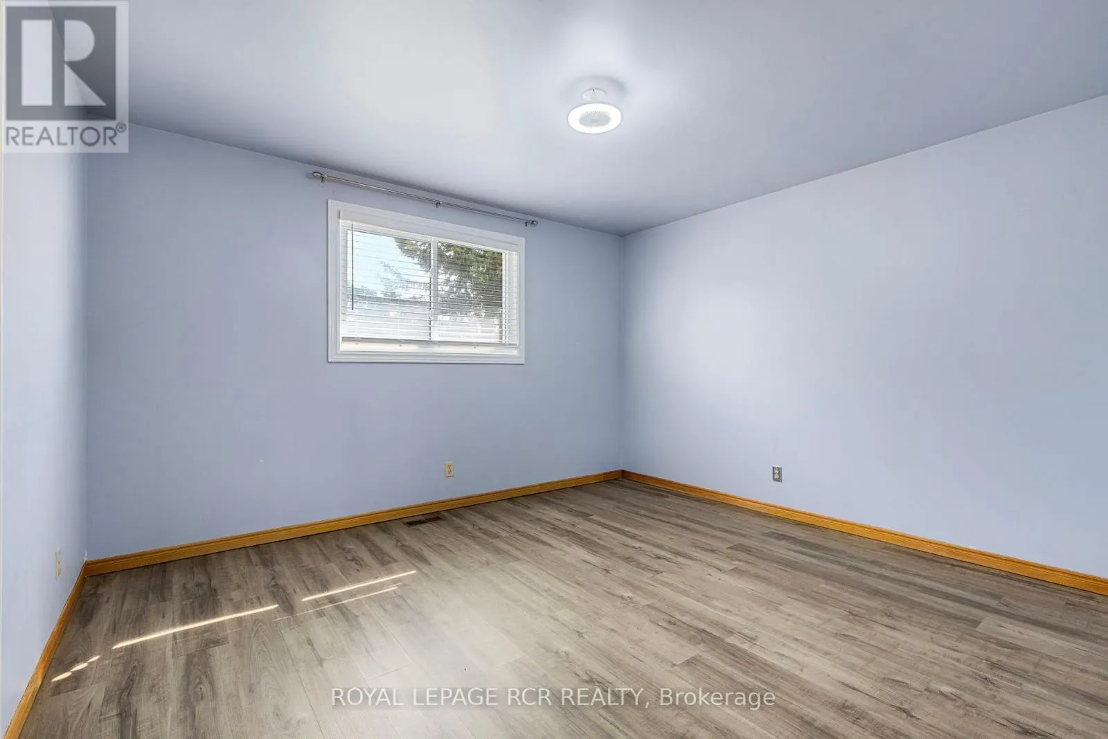 80 WOODSIDE DRIVE