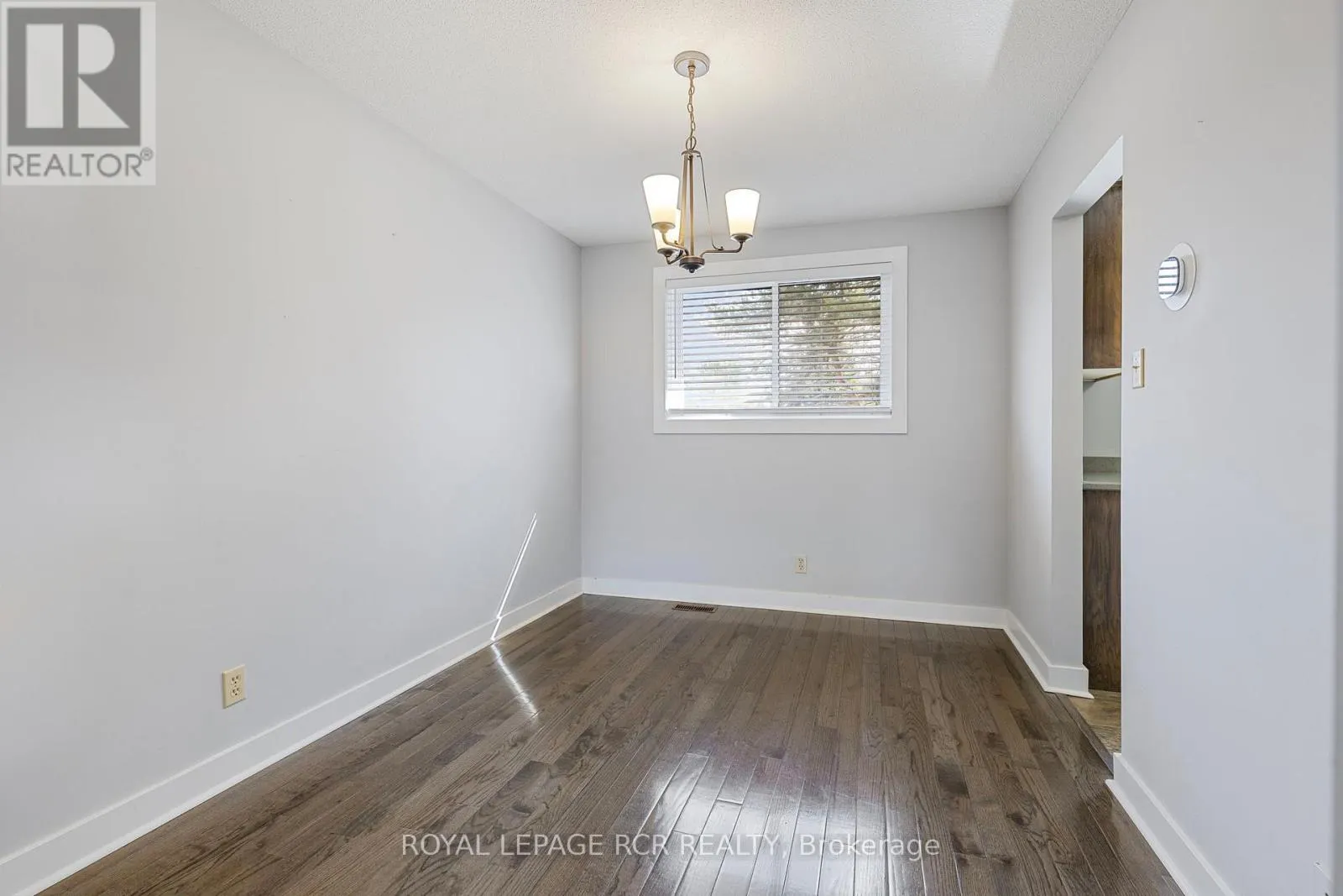 80 WOODSIDE DRIVE