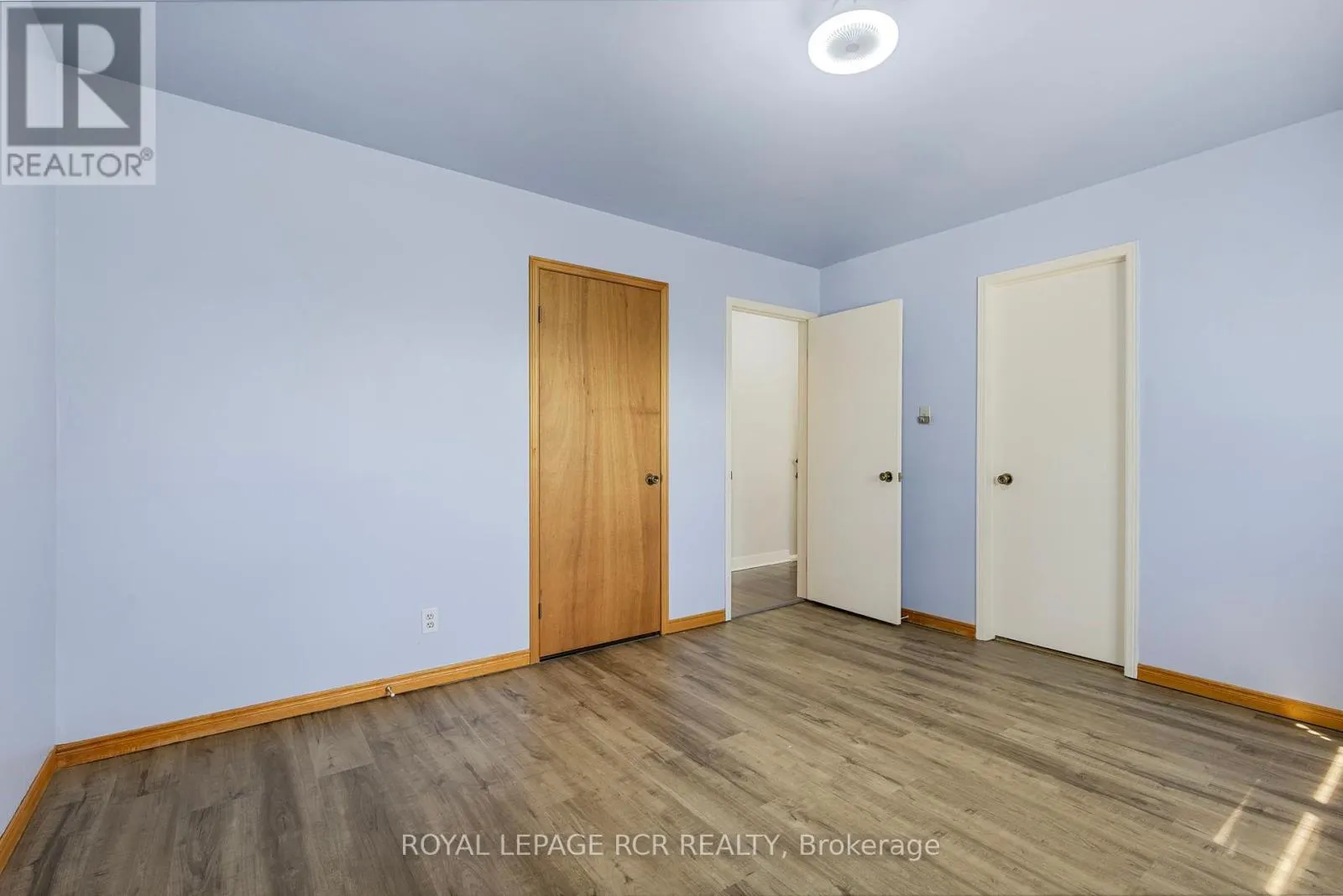 80 WOODSIDE DRIVE