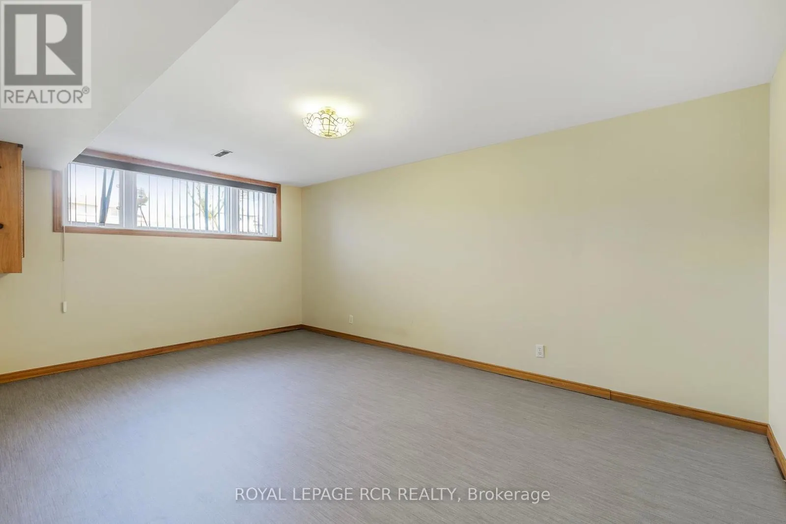 80 WOODSIDE DRIVE