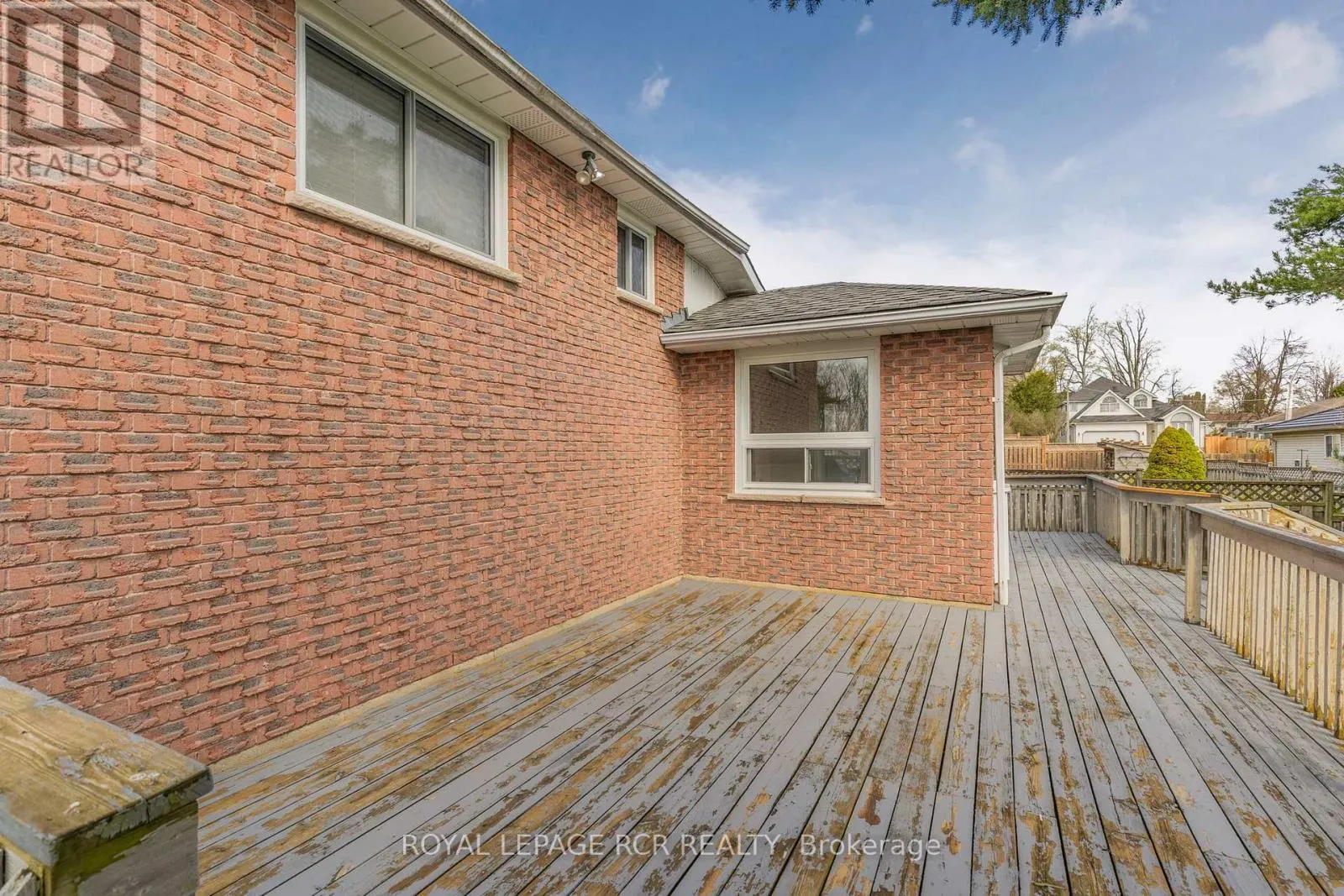 80 WOODSIDE DRIVE