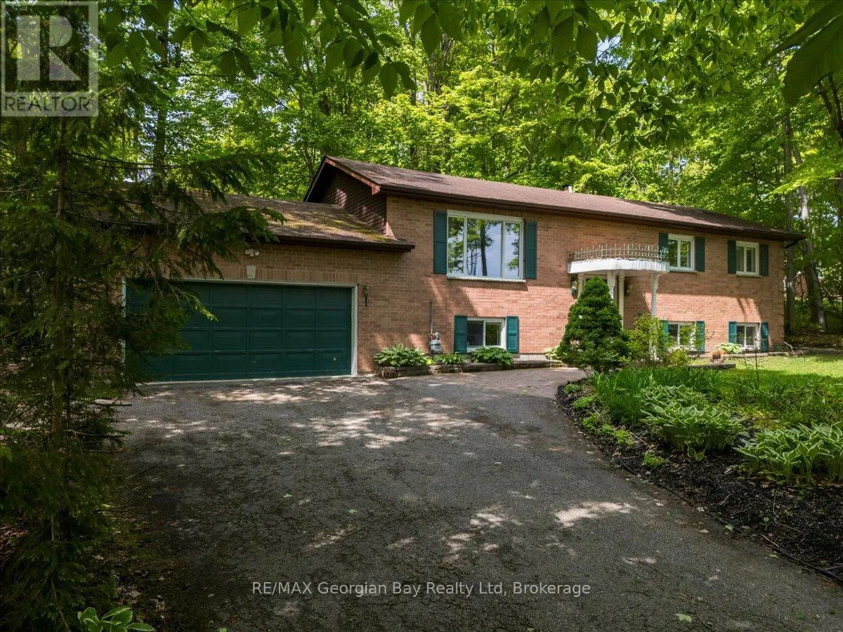 31 LAKEVIEW CRESCENT