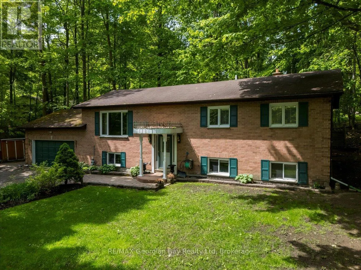 31 LAKEVIEW CRESCENT
