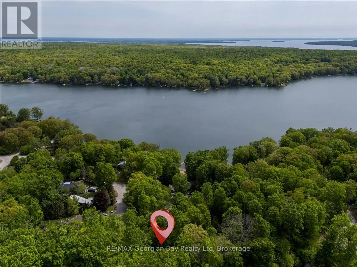 31 LAKEVIEW CRESCENT