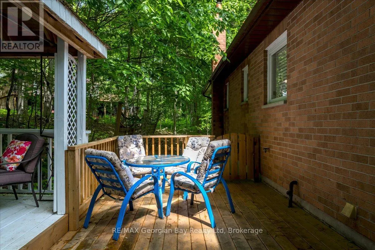 31 LAKEVIEW CRESCENT
