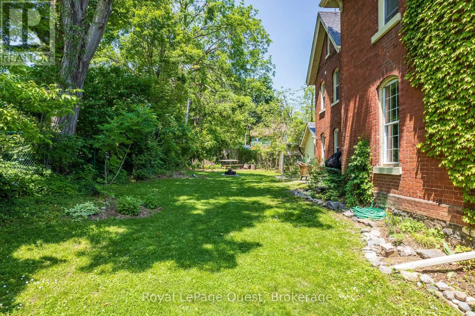 120 BRANT STREET E