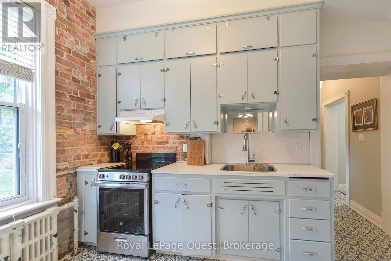 120 BRANT STREET E