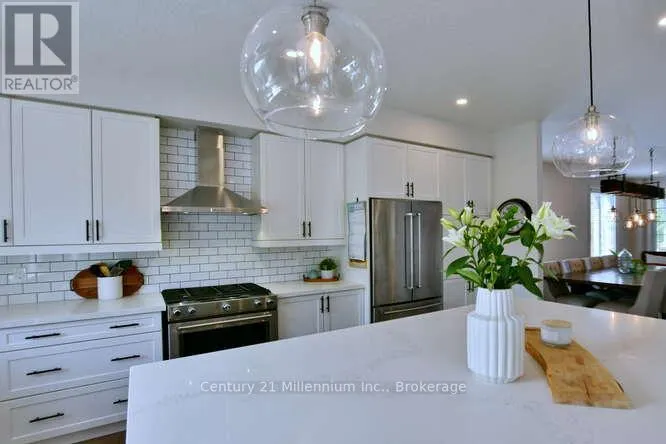 3 GILPIN CRESCENT