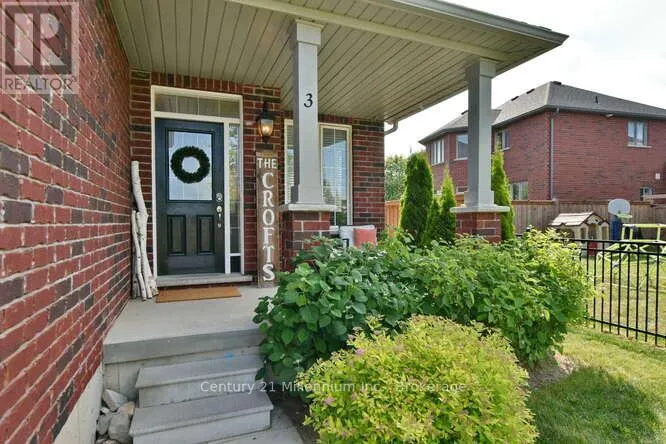 3 GILPIN CRESCENT