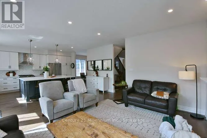 3 GILPIN CRESCENT