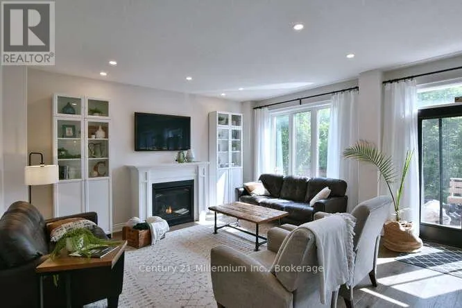 3 GILPIN CRESCENT