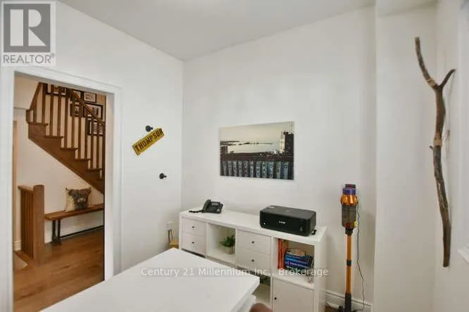 3 GILPIN CRESCENT