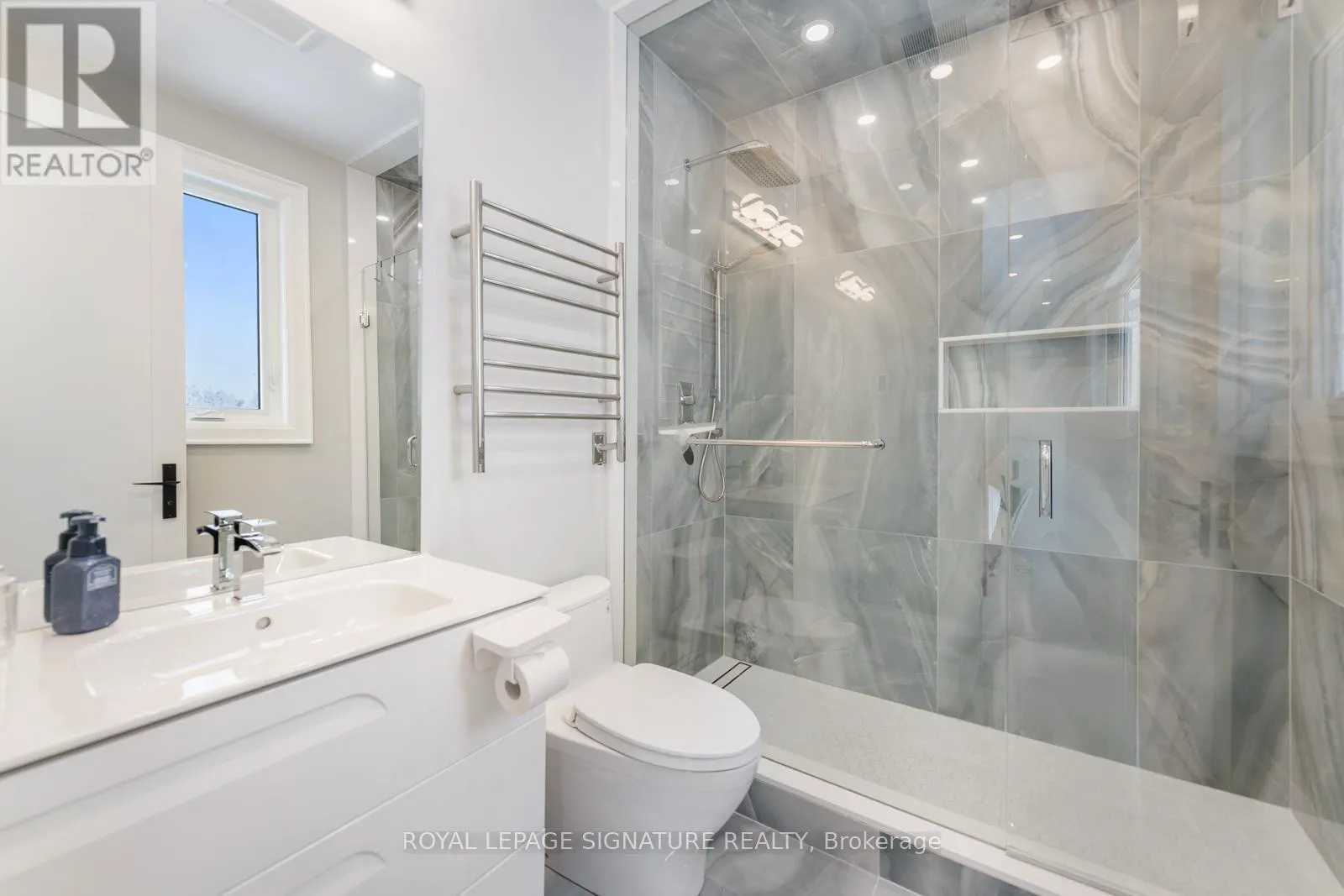 2978 SUNTRAC DRIVE