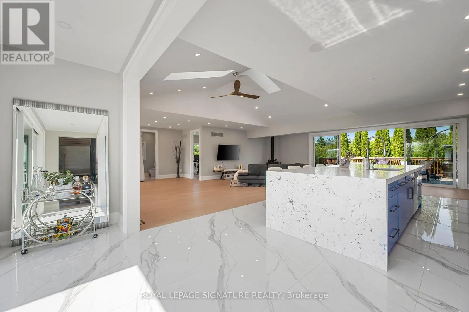 2978 SUNTRAC DRIVE