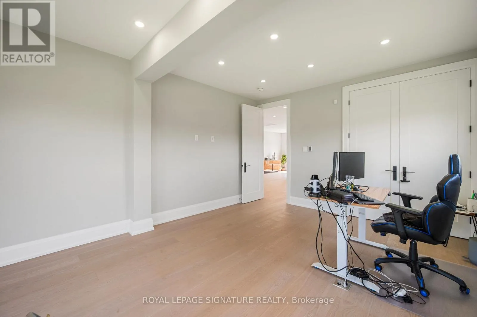 2978 SUNTRAC DRIVE