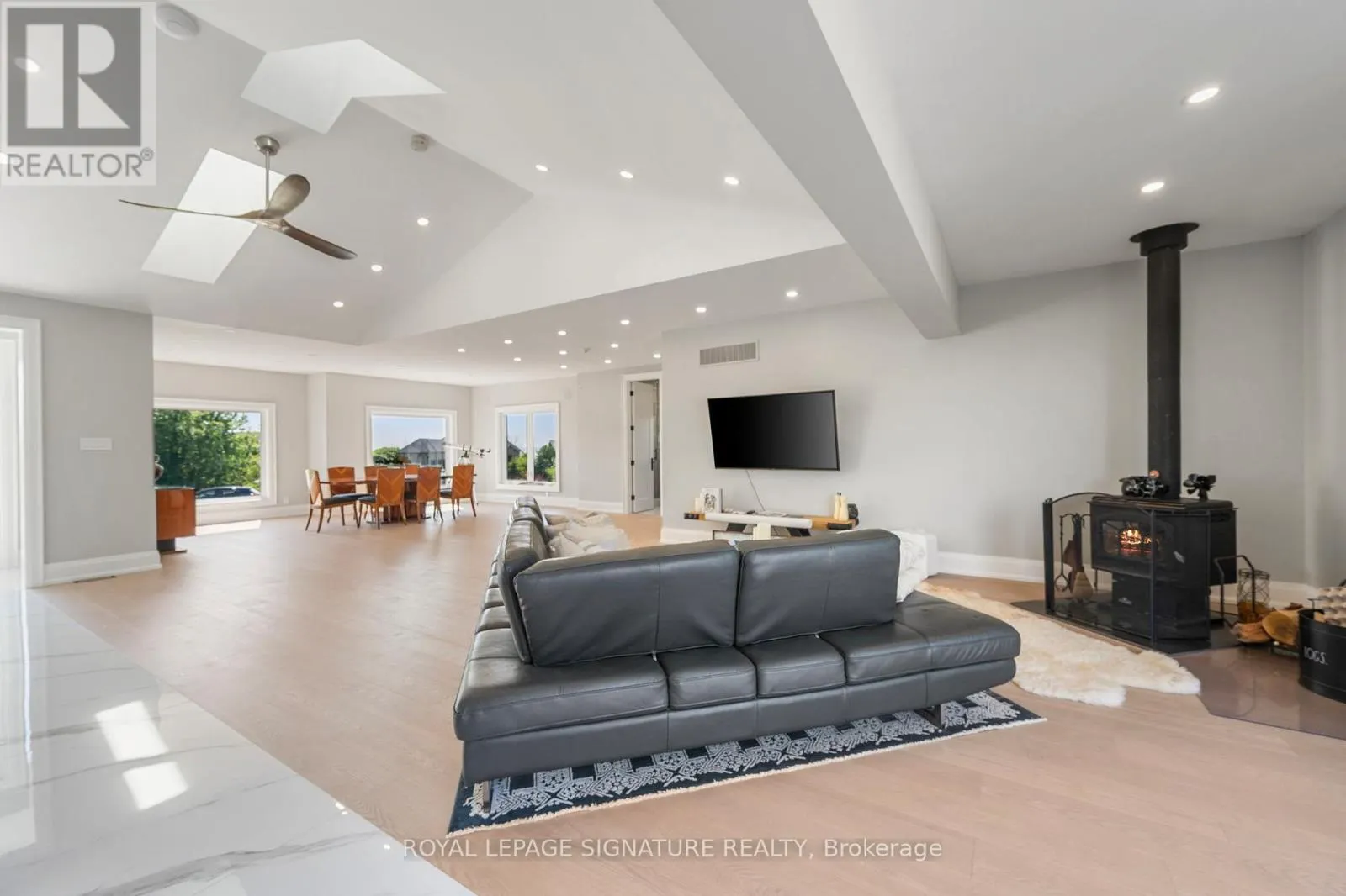 2978 SUNTRAC DRIVE