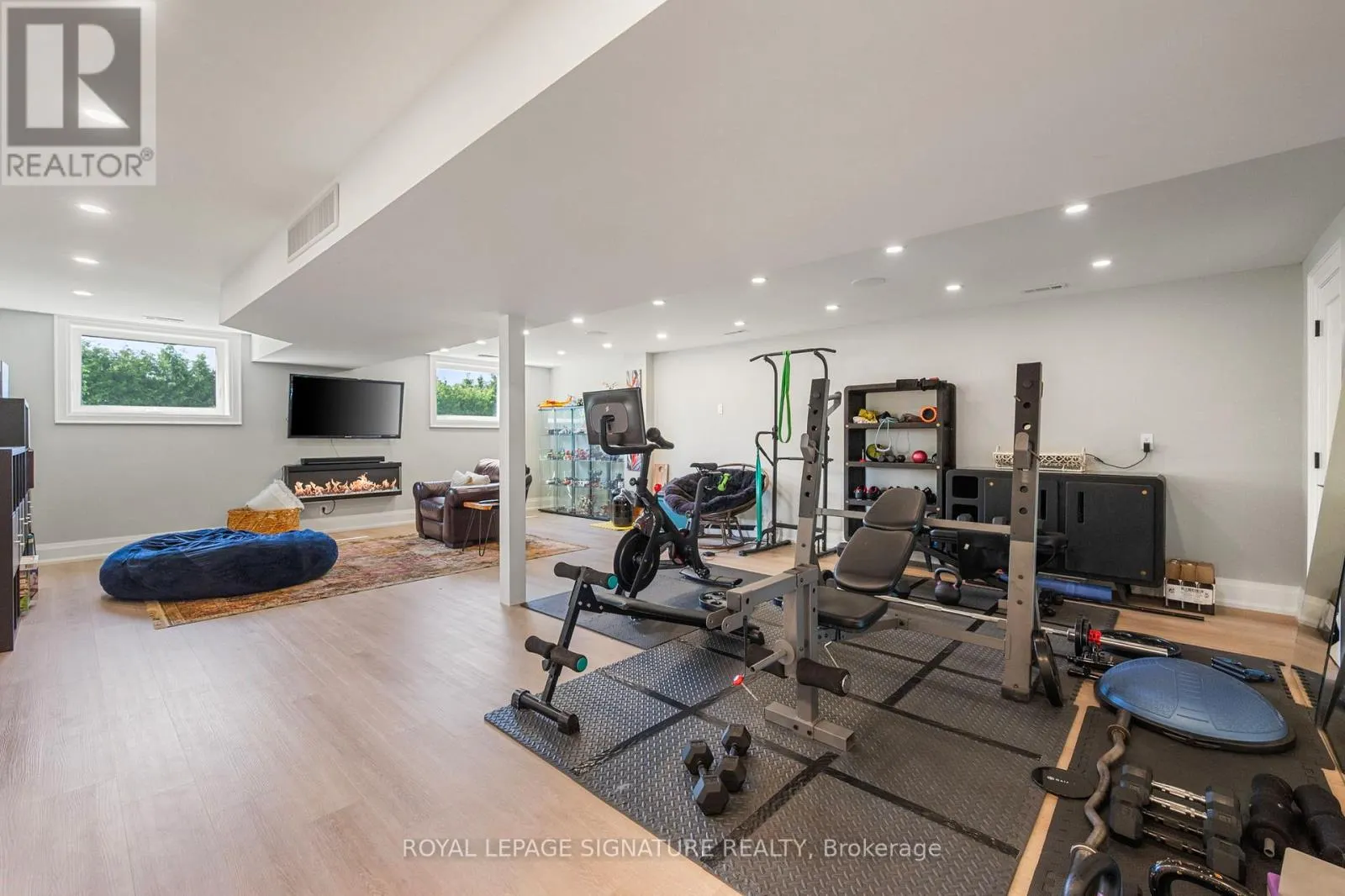 2978 SUNTRAC DRIVE