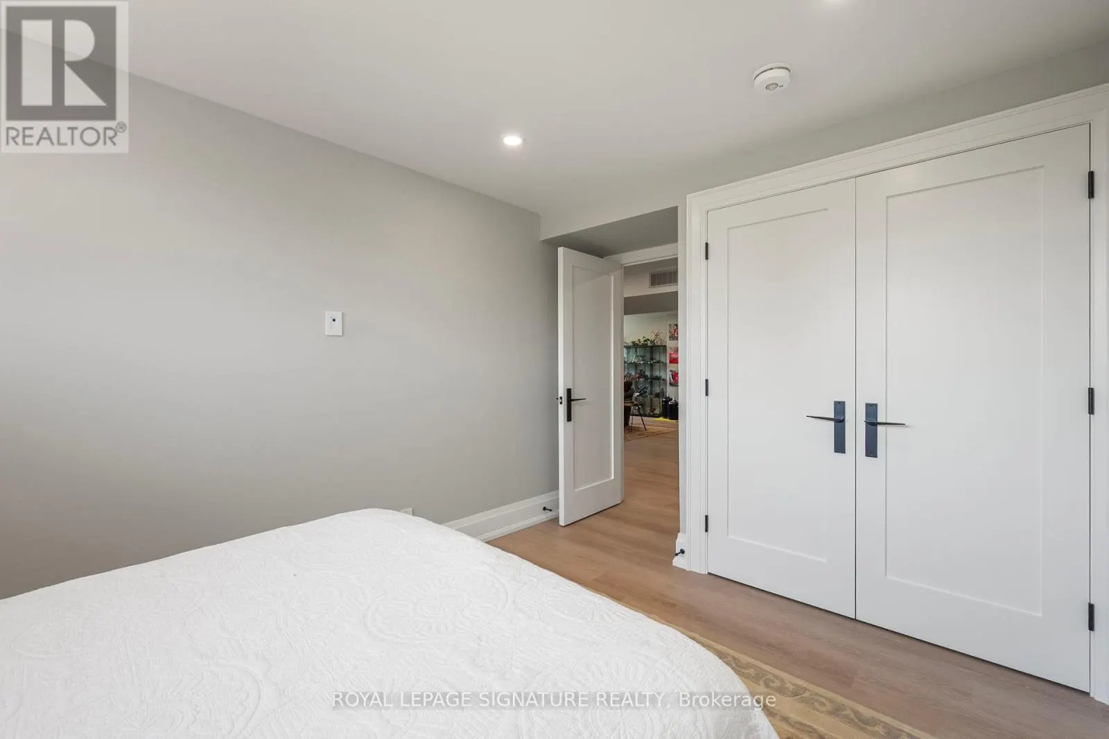 2978 SUNTRAC DRIVE