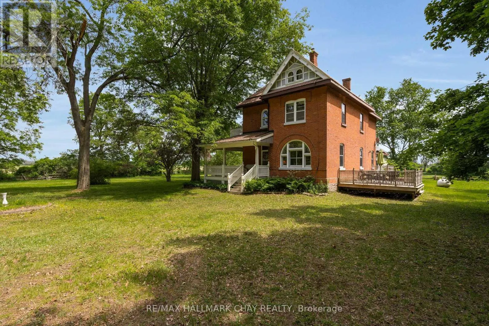 1407 FLOS 8 ROAD W